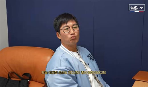 건희가 그 나이에 얼마나 잘해주고 있는지 모르는 풀백사자 축알못러들은 이 부분 빅버드에서 우리가 한 경기 횟수만큼 봐라