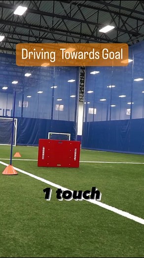 870K views · 6.7K reactions | The number of touches will depend on the situation. Practice to be comfortable in different scenarios. Attack with confidence! #soccer #football #soccertraining #soccerskills #rcperformancetraining | RC Performance Training | Facebook