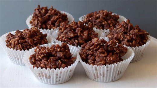 How to make chocolate crackles | Easy chocolate crackles recipe Australian treat