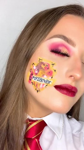 What House are you in? I’m Hufflepuff 💛 #harrypotter #foryou #foryoupage #feature #makeup