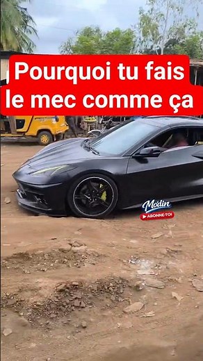 😂 Pourquoi il fait l'intéressant comme ça à montrer ses montures ... 🤣 🎮
