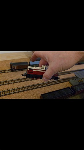 BR106 mit ausreichend Pufferspeicher #hobbymitherz #Dr #railway #railroad #train #h0 #eisenbahn #modelleisenbahn #roco | unterdampfmodellbahnsounds