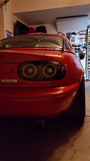 TopMiata.com on Instagram: "Clean rear view. Sharp light signature. This Miata NA tail light setup looks right from every angle. Credit to @miatanoob for the great footage — excellent work and presentation. If you want the same LED tail lights for your NA, we’ve got you covered. 👉 https://www.topmiata.com/product/led-tail-lights-v3-for-mazda-miata-mx-5-na/ Quality parts. Proper fit. No nonsense. #miatana #taillights #miatamods #topmiata #mx5na #carlighting #mx5 #nalights"