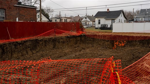 Detroit demolition program questions cast a cloud over city hall