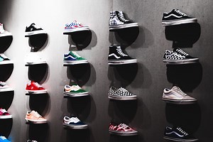 Así se consiguen zapatillas VANS a mitad de precio: este es el código que debes usar para comprar auténticos chollos