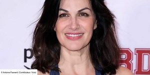 PHOTO Helena Noguerra : à 53 ans, en combinaison décolletée et dos nu, elle est radieuse à la première de BDE