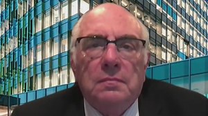 330K views · 2.9K reactions | A new nasal spray was developed at a Harvard University-affiliated hospital that appears to slow down the progression of Alzheimer's disease symptoms. "It can be given with other treatments," Dr. Howard Weiner, a neurologist and developer of the spray, tells "Elizabeth Vargas Reports." #alzheimersdisease #nasalspray #health | NewsNation | Facebook