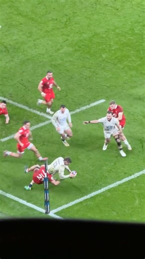 Tommy Freeman was getting to that try line 👊 | England Rugby