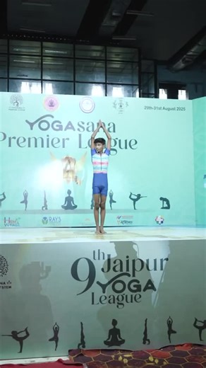 Yogasana Permier League on Instagram: "🔥 Shan-e-Punjab Warrior Shocks Everyone with an Outstanding Asana! 🔥 What a masterstroke by Shan-e-Punjab! Their warrior performed an unexpected, extremely difficult asana — a pose so advanced that no one even imagined it would be selected in this faceoff against Maratha Sena. This was not just performance… This was pure strategy + confidence + mastery. Shan-e-Punjab knew very well that: 👉 Maratha warrior cannot perform this pose 👉 Even attempting it wo