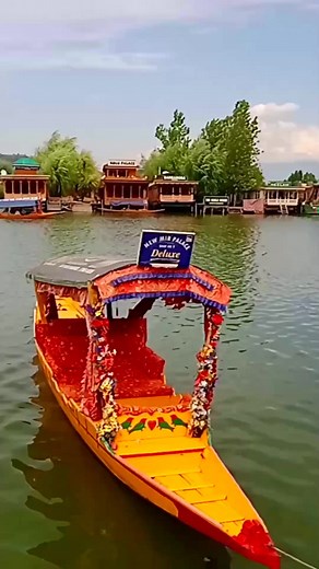 308K views · 24K reactions | Dal lake beautiful view ❤️❤️ | Valley of J & k | Facebook
