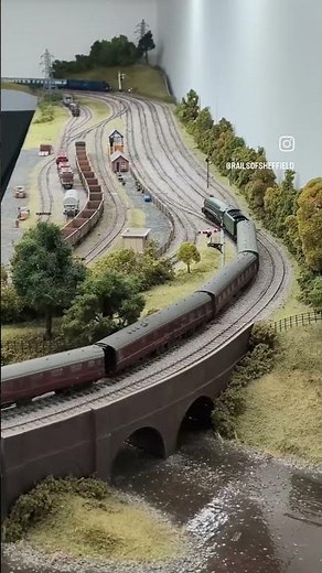 Sneak Preview! Dapol Black Label LNER 'A4's in action! Stay tuned to Hornby Magazine for the video.