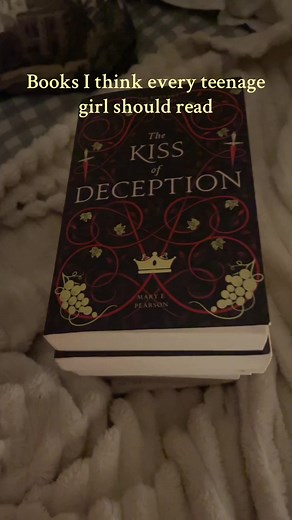 Essential Books for Teenage Girls to Read