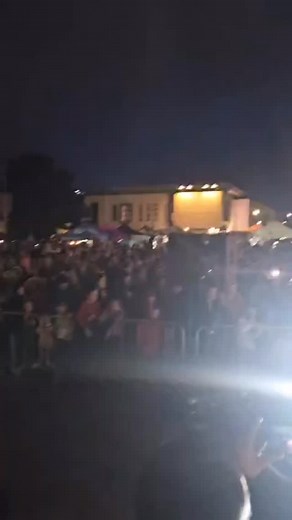 IT’S CHRIIISTTTTMASSSS (LIGHT SWITCH ON) ! ✨ What an amazing night, it was incredible to see so many people down there! The whole place was bursting with joy. Weston feels so festive - I LOVE IT🎄 Thank you to the team at Weston-super-Mare Town Council - such a great evening! | Daniel Aldridge MP