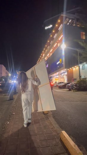 Daniela Huezo on Instagram: "Mi vida tiene otro propósito 🤍🙏🏻 🇸🇻 Isaías 54:17 ❤️‍🔥 #arte #artista #pintor #pintora #elsalvador"