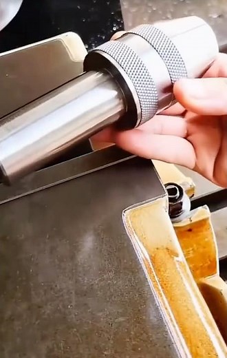 How to make drill mandrel in cnc lathe and using knurling👍