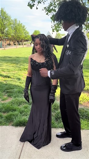 Instead of a corsage, he brought her a shawl .. what a young gentleman.. chivalry is not dead ! MY MODEL SON