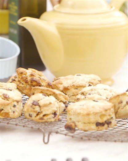 Make these and they'll be SCONE in no time... 😂 (Love a dad joke!!!) jamieol.com/PerfectScones | Jamie Oliver