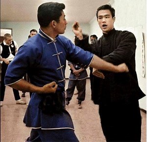 240K views · 10K reactions | Chi Sao - Bruce Lee | Wing Chun | Facebook
