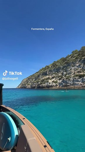 Formentera, España: Aguas Cristalinas en la Playa