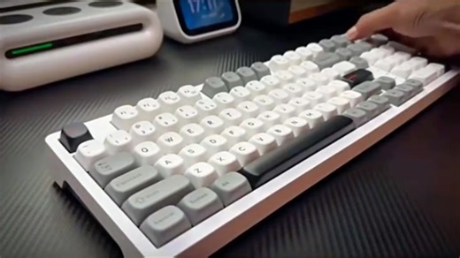 SKN青龙4.0 机械键盘 三模无线键盘 Gasket客制化键盘 98配列游戏办公键盘 QMK VIA开源改键 无感延迟 青龙4.0雷-TTC烈焰红轴V2RGB