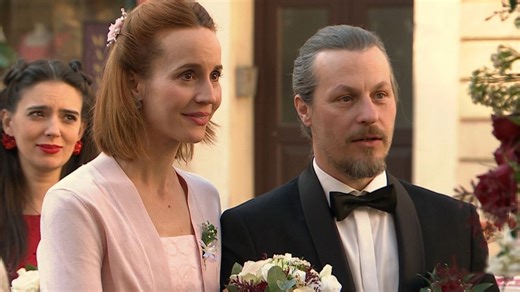 Mudrová do toho praštila měsíc po Áje. Připomeňte si její svatbu v Ulici