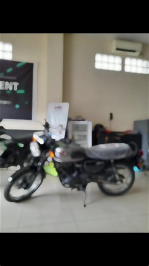 Tipe: W 175 ABS, GREY Rp. 45.XXX.XXX Ready stock all item motor kawasaki Ambon, Tahun produksi 2026 Melayani Cash ✅️ Kredit ✅️ Bisa dibantu nego angsuran dan DP sampai deal ) ( cukup kirim KTP & KK) Plat DE Benefit: Free Helm Free Service 3x Free Buku Service Garansi Mesin 1th Info pemesanan, pembelian atau konsultasi unit baru Hub: 081382711917 (Joe Kawasaki ) #fypage #kawasaki #ambonpride🏝🔥 #viraltiktok #w175