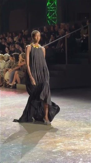 Author Daily | Anok Yai Returns to the Chanel Runway ✨