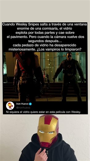 Wesley Snipes en Blade Trinity (2004): todo el vidrio desapareció mágicamente después de caer.