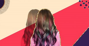 Oil slick hair : la tendance des cheveux bruns aux reflets pétrole