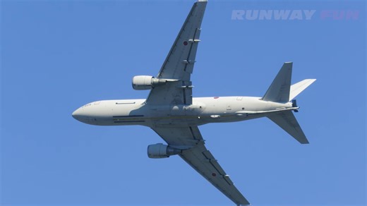 大型机的机动性能令人震撼！KC-767 空中加油机演示飞行 小牧基地航空祭 2026（前一天） 2026 年 2 月 28 日（星期六）