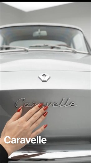 Satisfying clean Renault Caravelle 1964 !