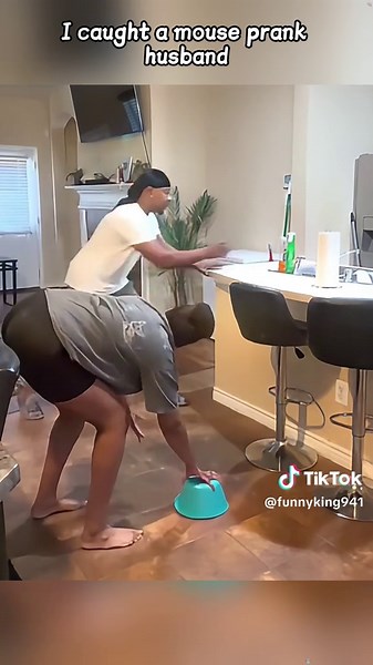 Disgusted Rat Prank that Will Make You Laugh