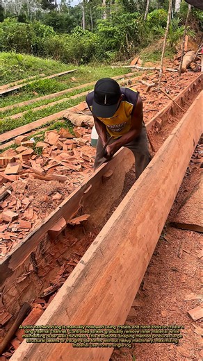 Traditional Log Hollowing Process – Handcrafted Wooden Beam Technique!