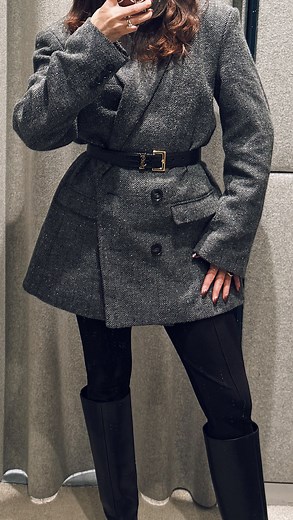 Oversized, belted blazers are essentially my uniform at this stage 👔 • • • blazer, Dublin blogger, Irish blogger, fashion, ootd, streetstyle, knee high boots, oversized blazer, ysl belt | Style Boothique