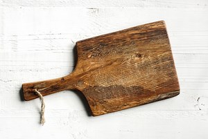 How To Sanitize Your Cutting Board Without Chemicals