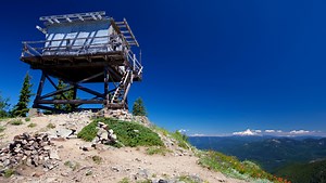 Bull of the Woods: Hike to one of Oregon's last wilderness lookouts