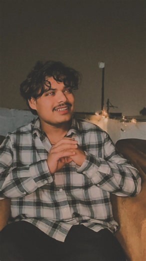 shivam raj on Instagram: "Har roz mere upar naya shayar gaya karta tha.....😔✨. . . . . . . . . . . . . . #reels #trending #viral #shayri"