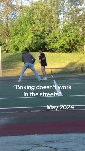 Street fighter vs mma fighter. No disrespect but how does one think they will beat someone in a fight if they literally train to fight 😭😭#fyp #funny #boxer #viral #boxing