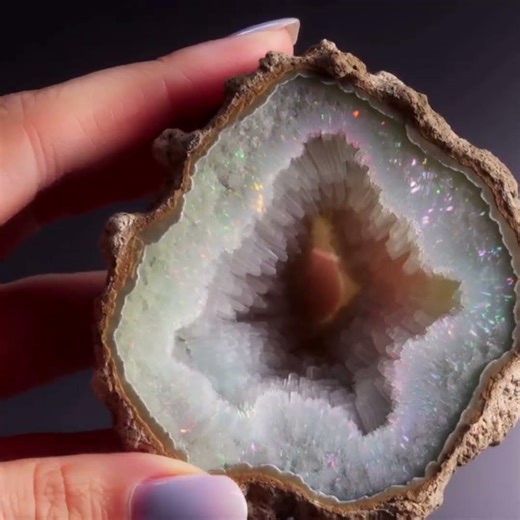 ✩☾✧ ASMR Exploring Crystal Geodes