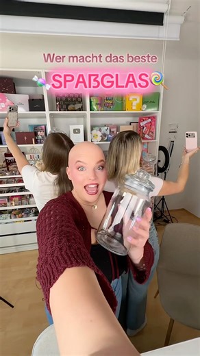 Which novelty glass is the best? 😍🍭 100% mine, right? 💪🥳 @VanessaZinner 🎀 & @PaulaWolfOfficial 🐺