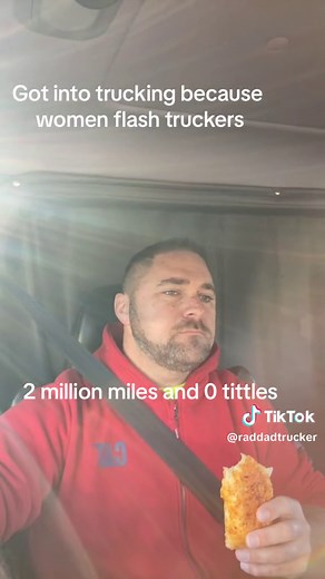 Flashing Truckers: A Fun Way to Pass the Time on the Road