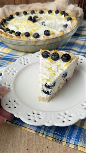 This easy keto lemon pie recipe is a creamy lemon dessert that needs just 6 simple ingredients for the creamy filling! | SugarFreeMom.com