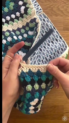 Crochet Bag | Granny Square Pattern Jumbo Bag | #jumbobag #crochetbag