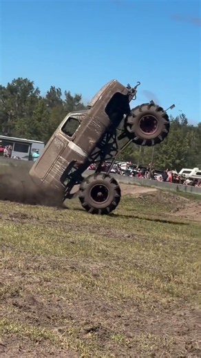 Dream on at ironhorsemudranch ! #reels #horsepower