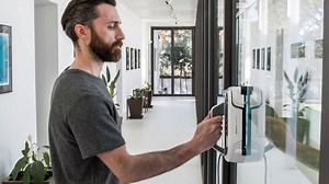 ✨NUEVO robot limpiacristales de diseño Español Conga WinRobot Excellence por 199€✨ ✔ Navegación inteligente ✔ Potente succión de limpieza. ✔ Apto para todo tipo de superficies. Ver más: https://bit.ly/2wvX9IA | Cecotec