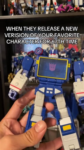 #1 Soundwave Enjoyer on Instagram: "NO YOU DONT UNDERSTAND HES DIFFERENT HES COMPLETELY DIFFERENT I NEED HIM I NEED HIM GUYS UOU DONT UNDERSTAND 👀😭‼️👀‼️ (Huge shoutout to @toyarenainc for having him in stock) #studioseries #transformers transformers #soundwave #optimusprime #transformer"