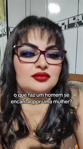 um homem se encanta por uma mulher quando ela não tenta provar valor !#magmetismo #encantamento #feminilidade #mulherdevalor