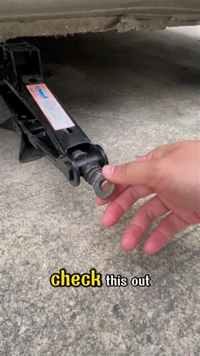 The Ultimate Guide to Electric Car Jacks