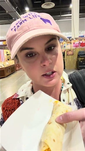 Houston Livestock Show #farmwifefarmlife #cows #houstonlivestockshowandrodeo #ranching