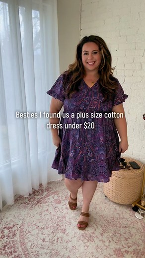 For those of you looking for cotton / natural fiber plus size looks - this adorable #plussizedress is currently under $19 | Callie Richards